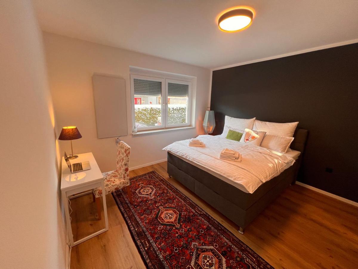 Ferienwohnung Imzaro: Erdgeschoss, 2 Schlafzimmer Plus Schlafsofa, Eigener Eingang, Grosse Terrasse Mit Garten! Spittal an der Drau-i járás Kültér fotó