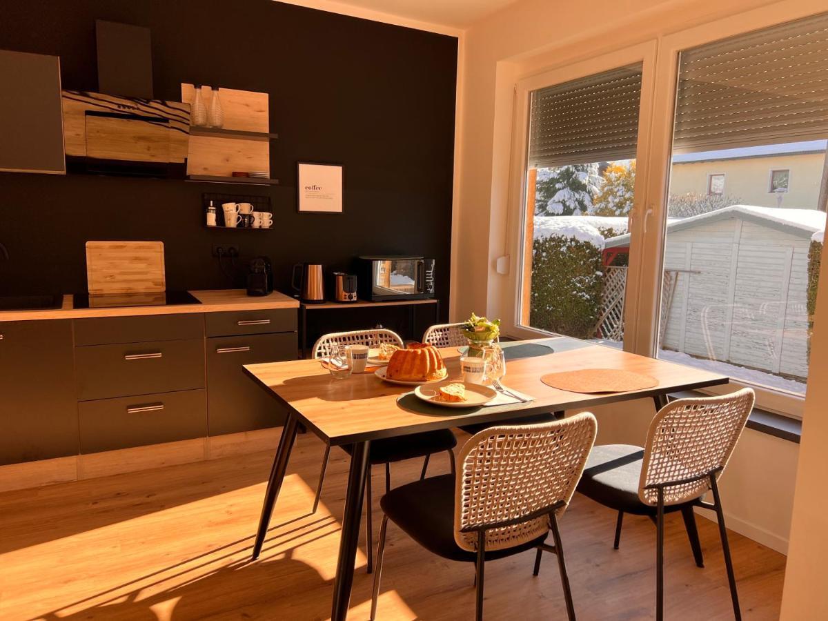 Ferienwohnung Imzaro: Erdgeschoss, 2 Schlafzimmer Plus Schlafsofa, Eigener Eingang, Grosse Terrasse Mit Garten! Spittal an der Drau-i járás Kültér fotó